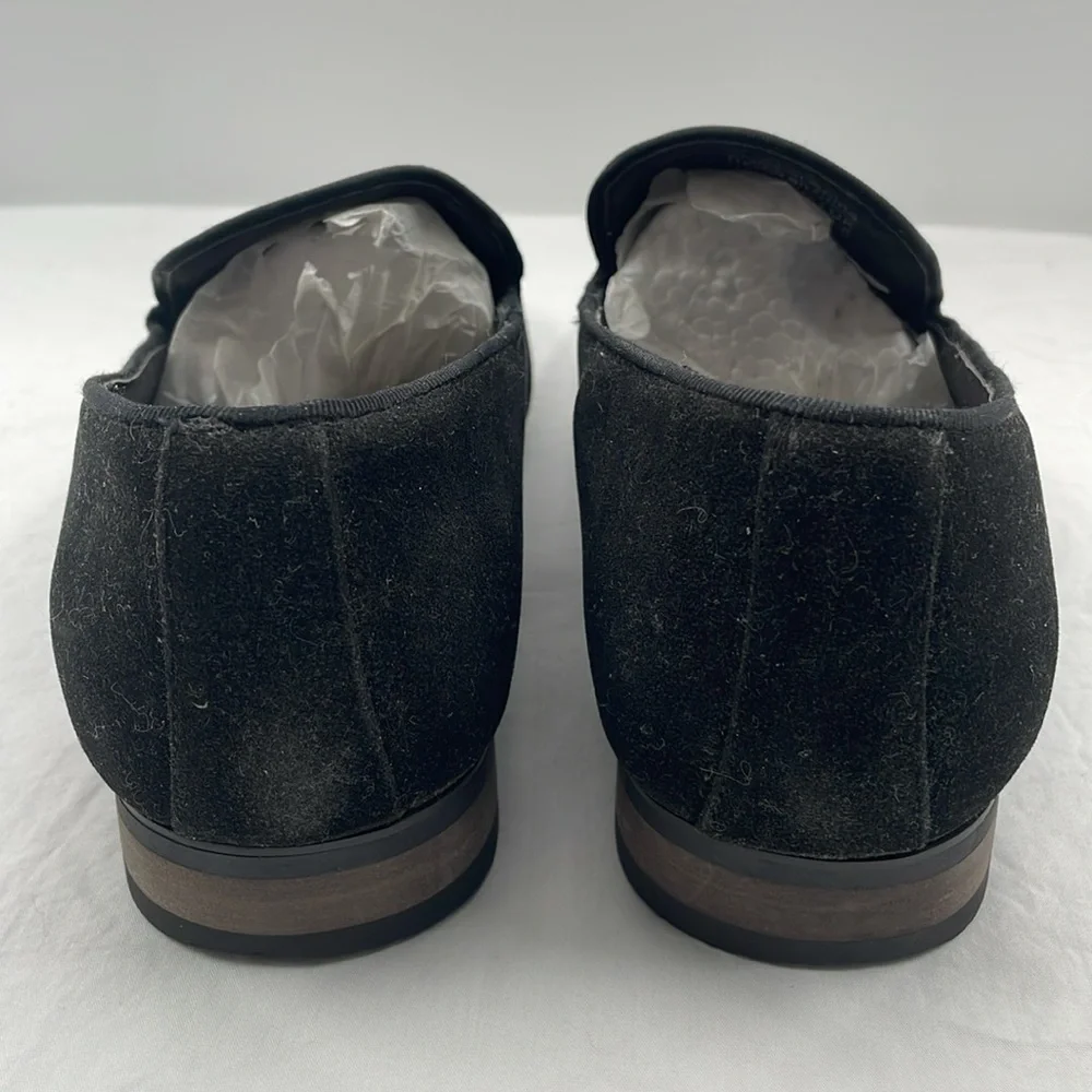 Like NEW! AZAR Black Comfortable Shoes Loafers. Men’s 6.5.